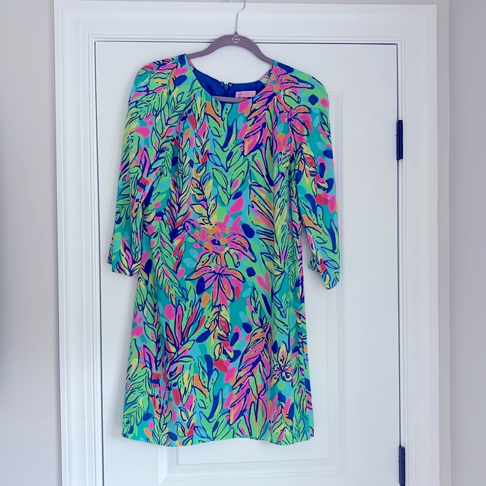 Lilly Pulitzer carol shift dress size 6 hot spot